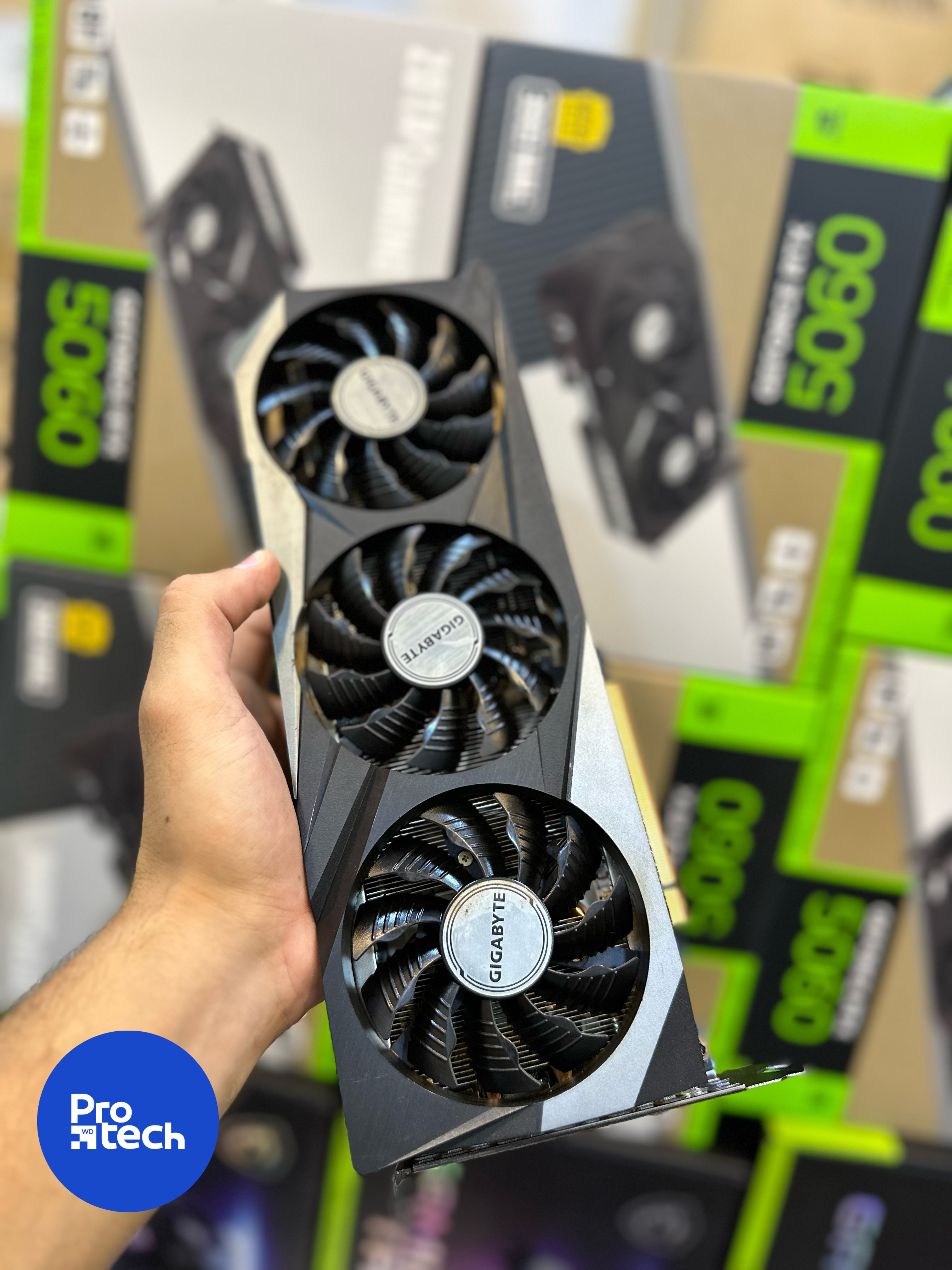 GIGABYTE RTX3070 3FAN 8G USED